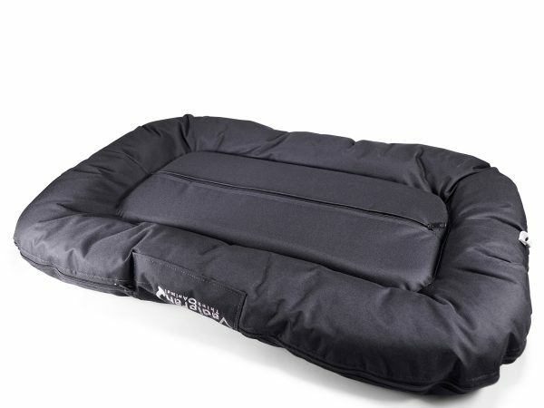 Matras Outdoor nylon zwart 80x56x10cm